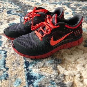 Nike free 3.0 running shoes!